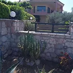 σπίτι στη εξοχή * Neon Roino