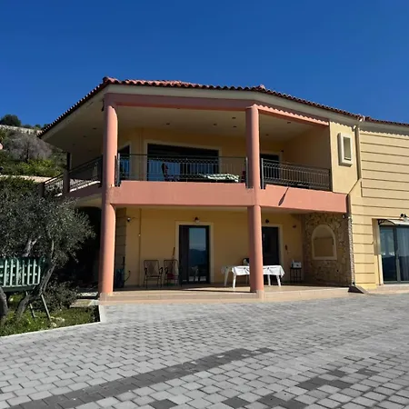 σπίτι στη εξοχή * Néo Roinó