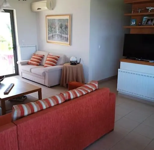 σπίτι στη εξοχή Neon Roino