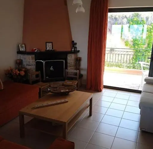 Ferienhaus σπίτι στη εξοχή Neon Roino