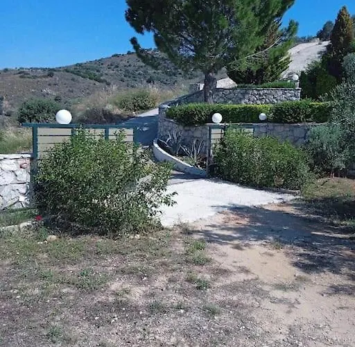 Ferienhaus σπίτι στη εξοχή Neon Roino