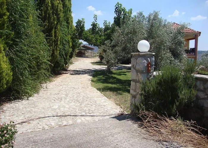 Ferienhaus σπίτι στη εξοχή Neon Roino